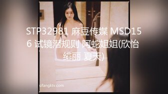 人妖系列之三个古罗马精美服饰人妖表情淫荡妩媚手指轻轻滑落衣服你舔我来我草你满足屁眼的快感