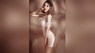 [MP4/ 1.53G] 极品反差眼镜美女主动穿上丁字裤换上情趣衣等男友来操被草到浪叫