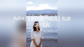 微胖极品小妹露脸激情大秀，听狼友指挥各种展示，还会抖奶呢，揉奶玩逼掰开给狼友看特写