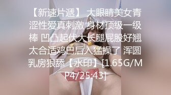 新流出厕拍❤️大神潜入地下商场综合游乐中心尾随美女进女厕偷窥她们尿尿一块上厕所的闺蜜