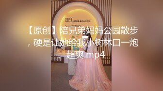 扒下老婆牛仔裤就插