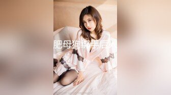 [MP4/ 990M]&nbsp;&nbsp;超级骚极品眼镜御姐！白丝美腿扭动细腰！抓着大屌吸吮，骑乘位深插，操的不尽兴假屌自慰