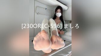 STP31025 一排小姐姐！挑选人气最高的操！奇怪形状大屌男，各种姿势爆操，旁边还有解说，人妖加入卖力干