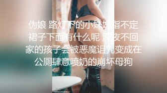 露脸少妇口爆流出，大胸美乳，边摸奶子边深喉插嘴