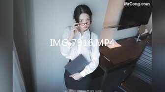 [MP4/ 4.06G] 168CM高挑漂亮的长腿少妇站起来操，抱着操，各种姿势操她，表情酸爽，鸡巴拔出来就喷水