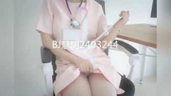 [MP4/ 486M] 大奶熟女阿姨 跟老公打着电话被强上了 被小哥哥操的很舒坦